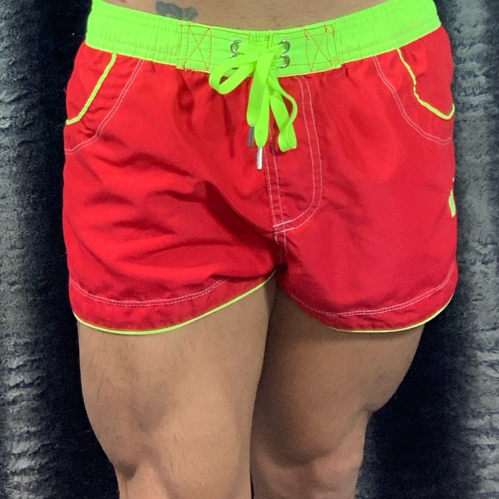 MENS SWIM TRUNKS